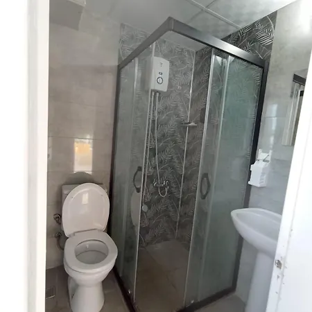 Aparthotel Khan'S Hotel