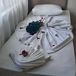 Khan's 公寓式酒店 3*