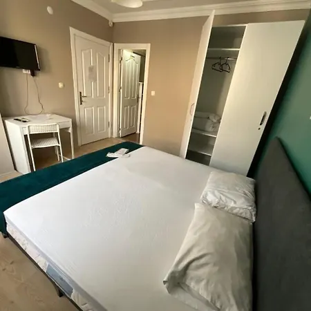 Khan'S Hotel