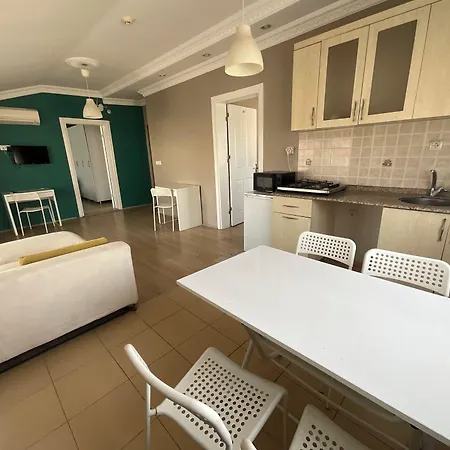 Apartahotel Altinay