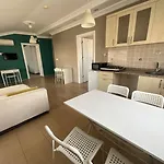 Apart-hotel Khan's