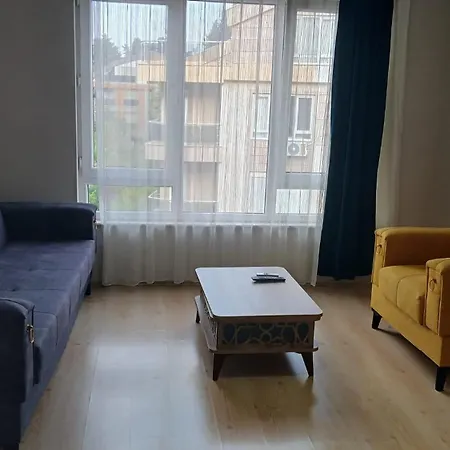 아파트호텔 Khan's 안탈리아